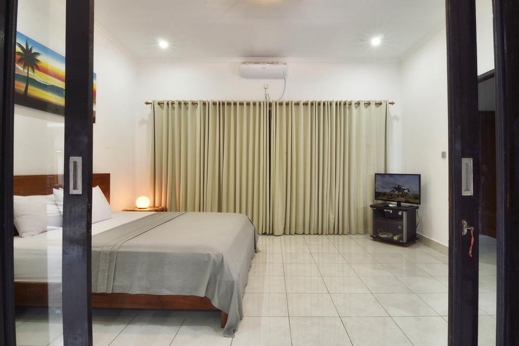 Santai Villa Kuta  Zimmer foto