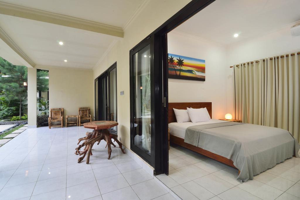 Santai Villa Kuta  Zimmer foto